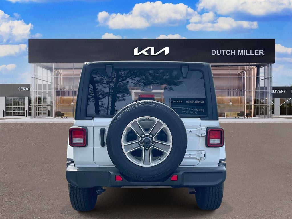 2022 Jeep Wrangler Unlimited Sahara