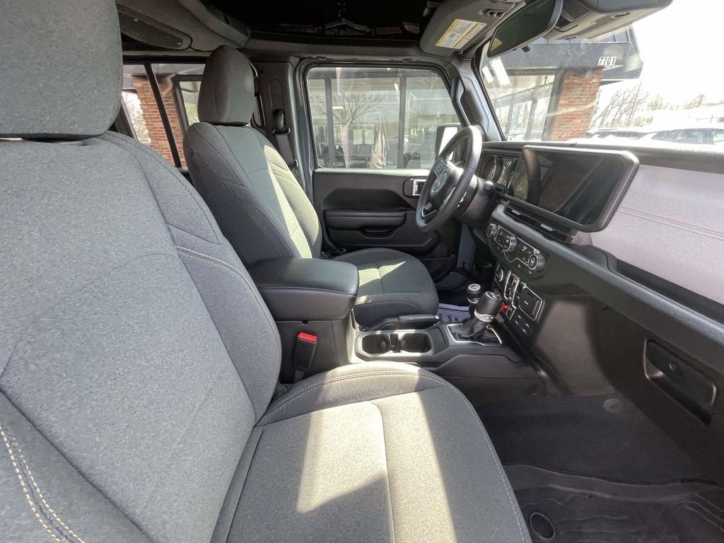 2024 Jeep Wrangler Willys