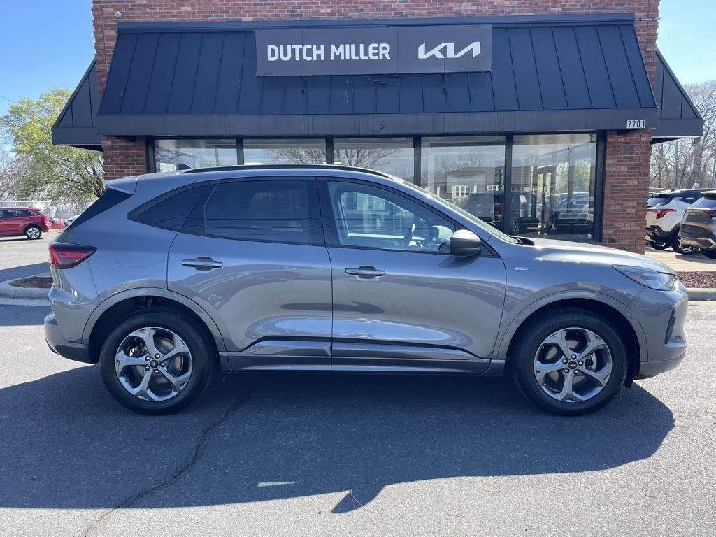 2024 Ford Escape ST-Line