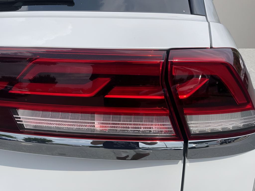 2024 Volkswagen Atlas Cross Sport 2.0T SEL