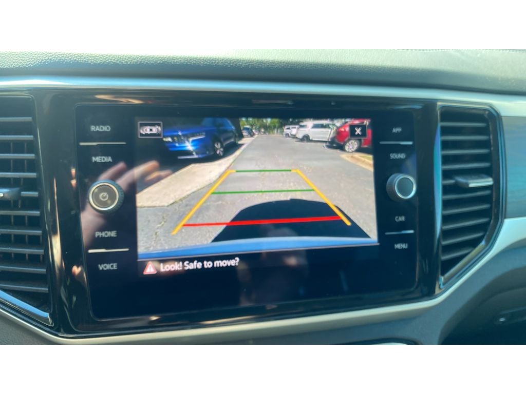 2023 Volkswagen Atlas 3.6L V6 SE w/Technology