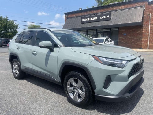 2022 Toyota RAV4 XLE