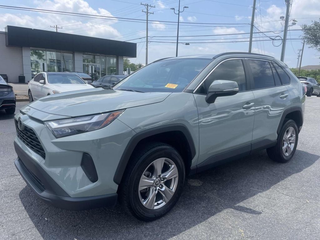 2022 Toyota RAV4 XLE