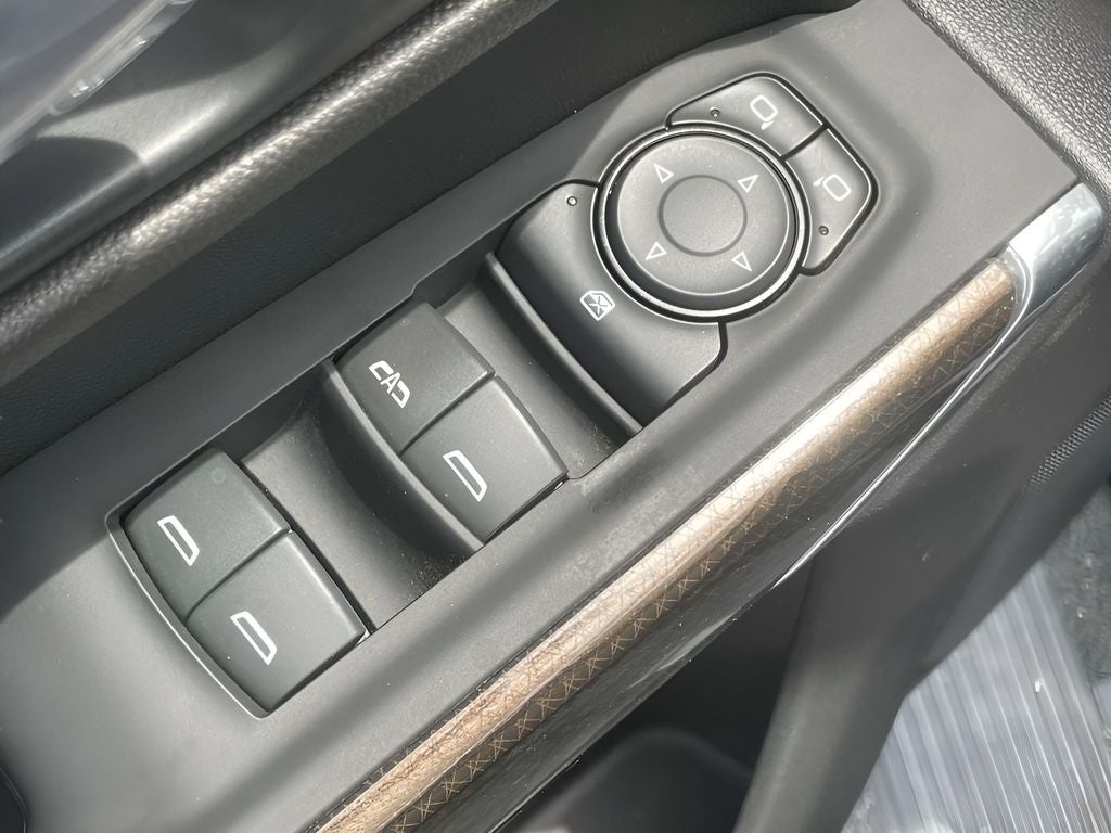 2022 Chevrolet Silverado RST