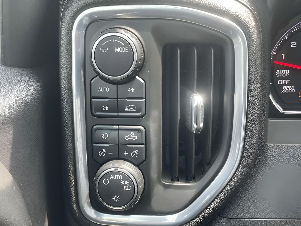 2022 Chevrolet Silverado RST
