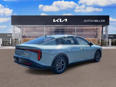 2025 Kia K4 LXS