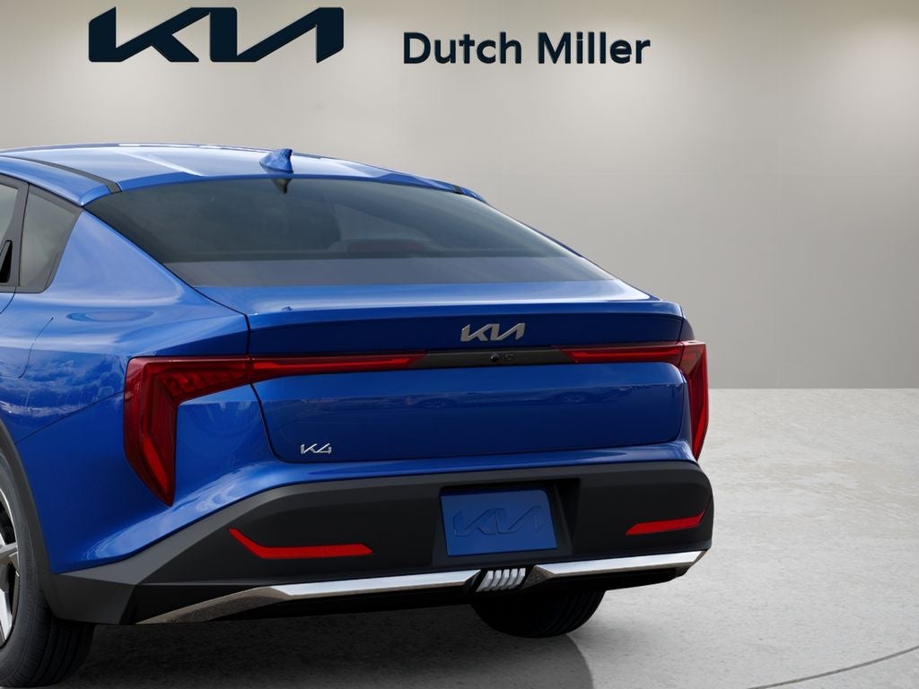 2026 Kia K4 LXS