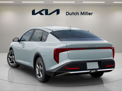 2026 Kia K4 LXS