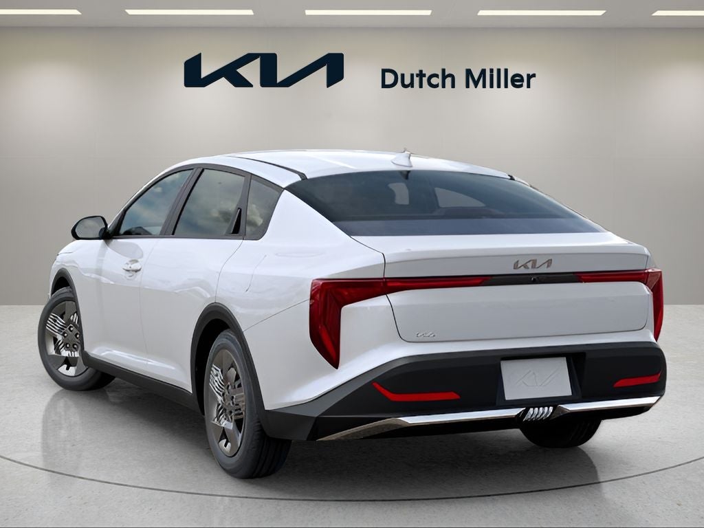 2026 Kia K4 LX
