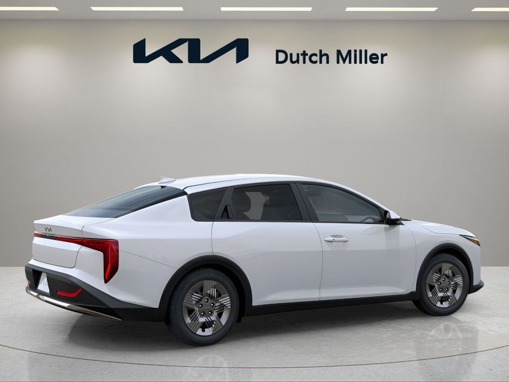 2026 Kia K4 LX