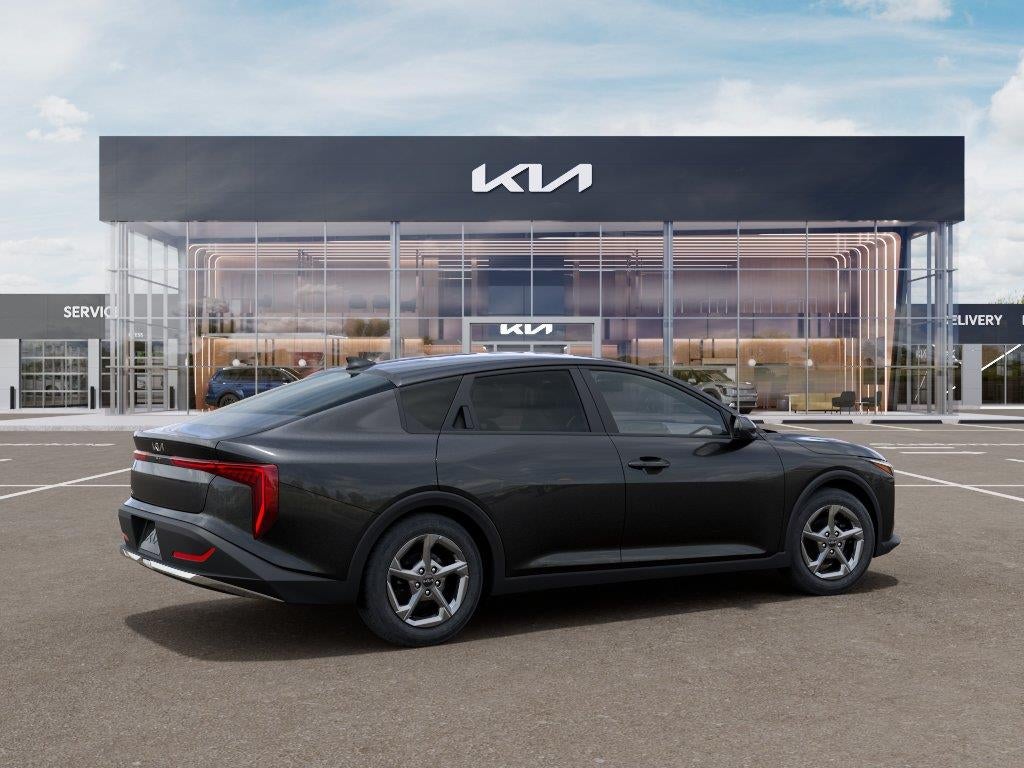 2027 Kia K4 LX
