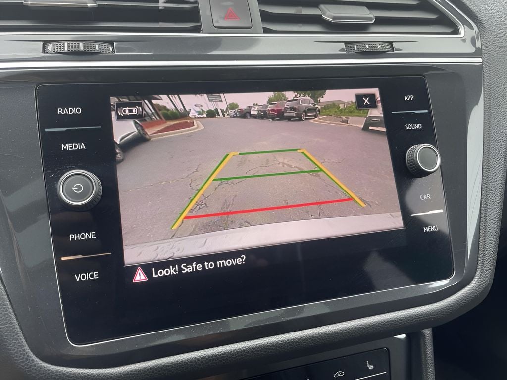 2024 Volkswagen Tiguan SE R-Line Black