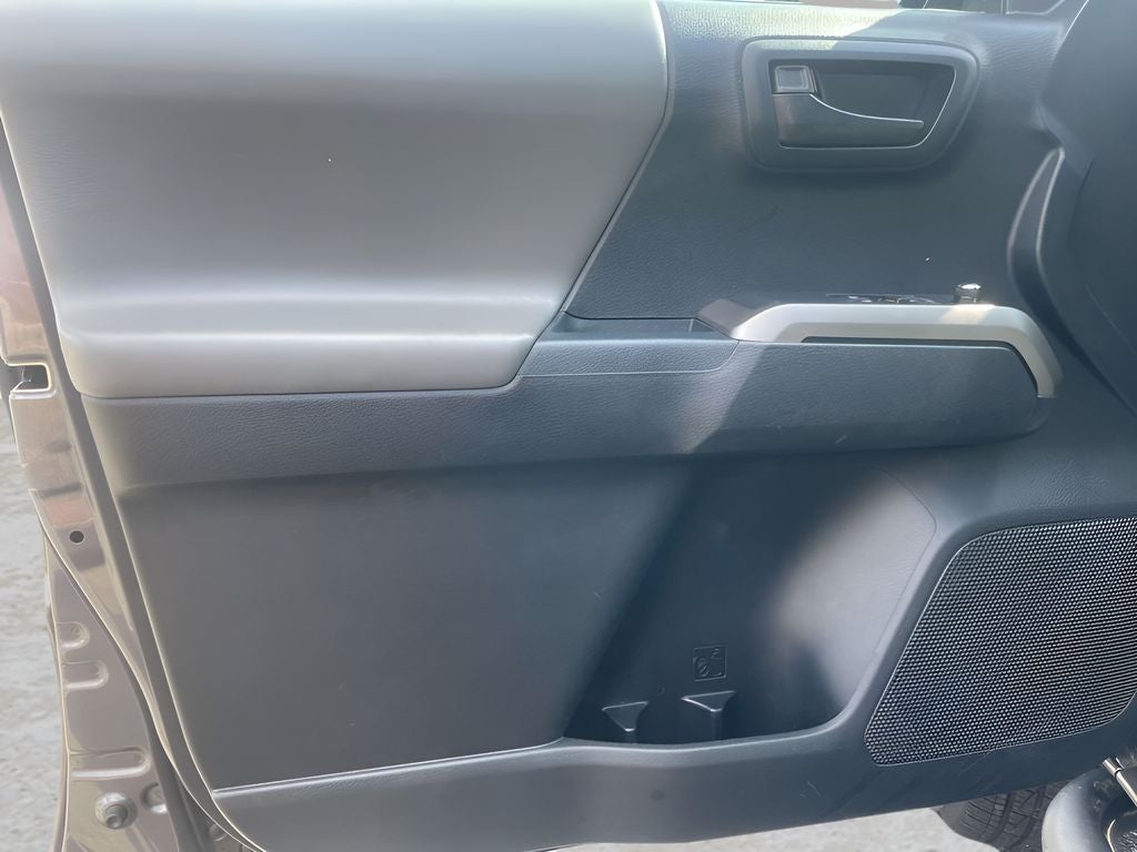 2016 Toyota Tacoma SR5