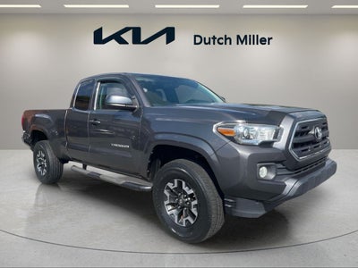 2016 Toyota Tacoma SR5