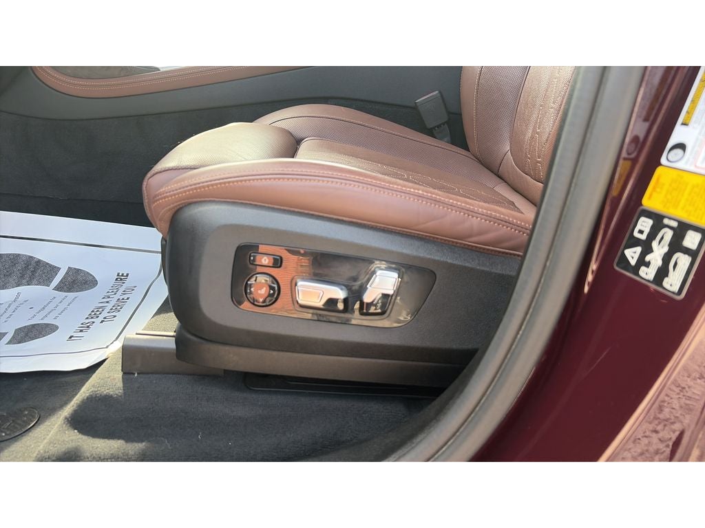 2022 BMW X7 M50i
