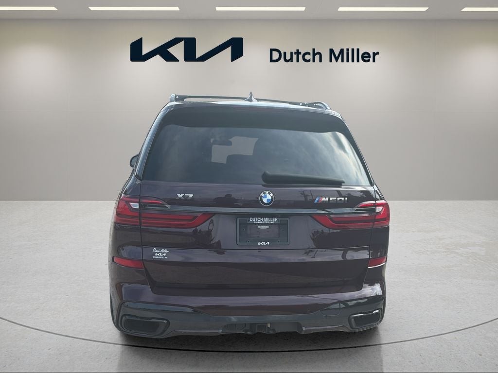 2022 BMW X7 M50i