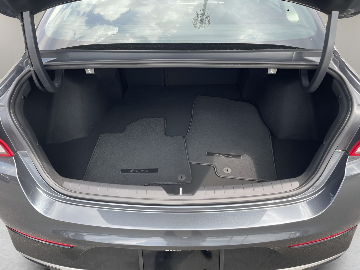 2023 Kia K5 LXS