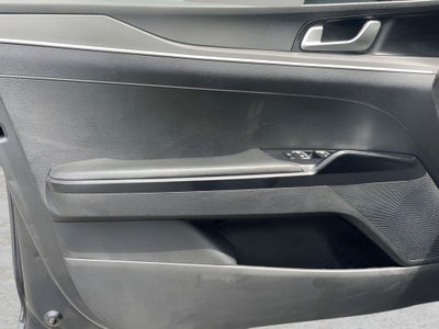 2023 Kia K5 LXS