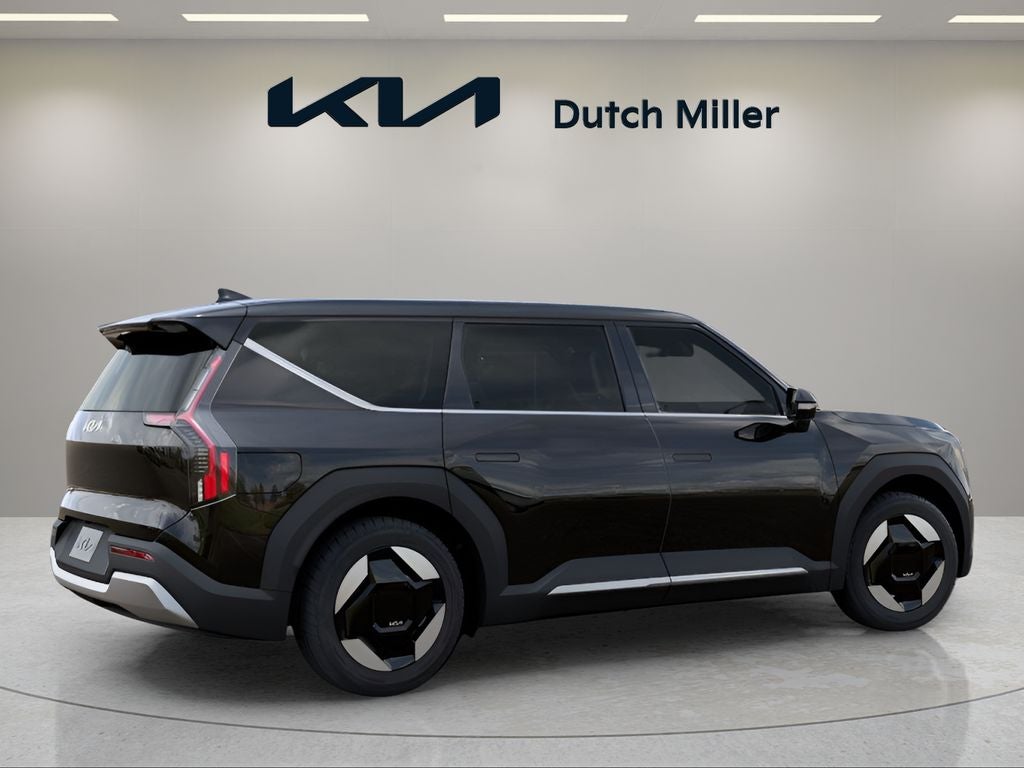 2026 Kia EV9 Light Long Range