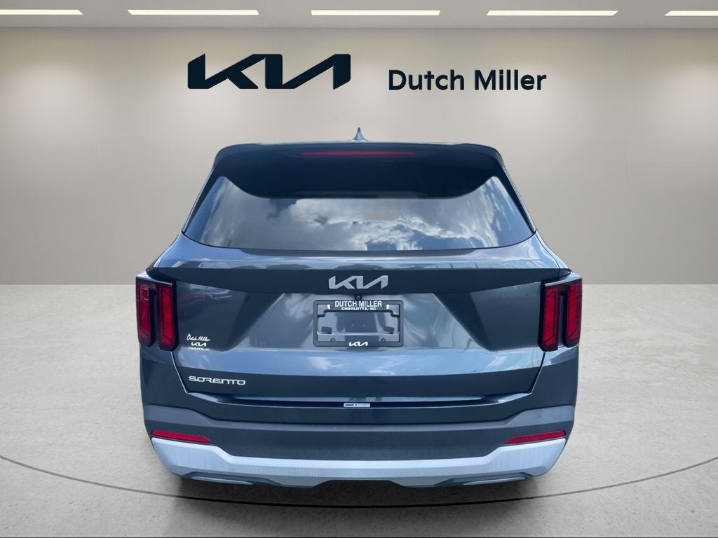2025 Kia Sorento LX