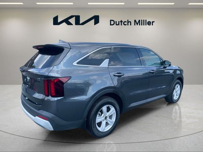2025 Kia Sorento LX
