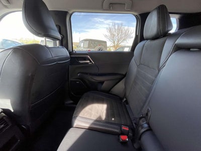2025 Mitsubishi Outlander SE