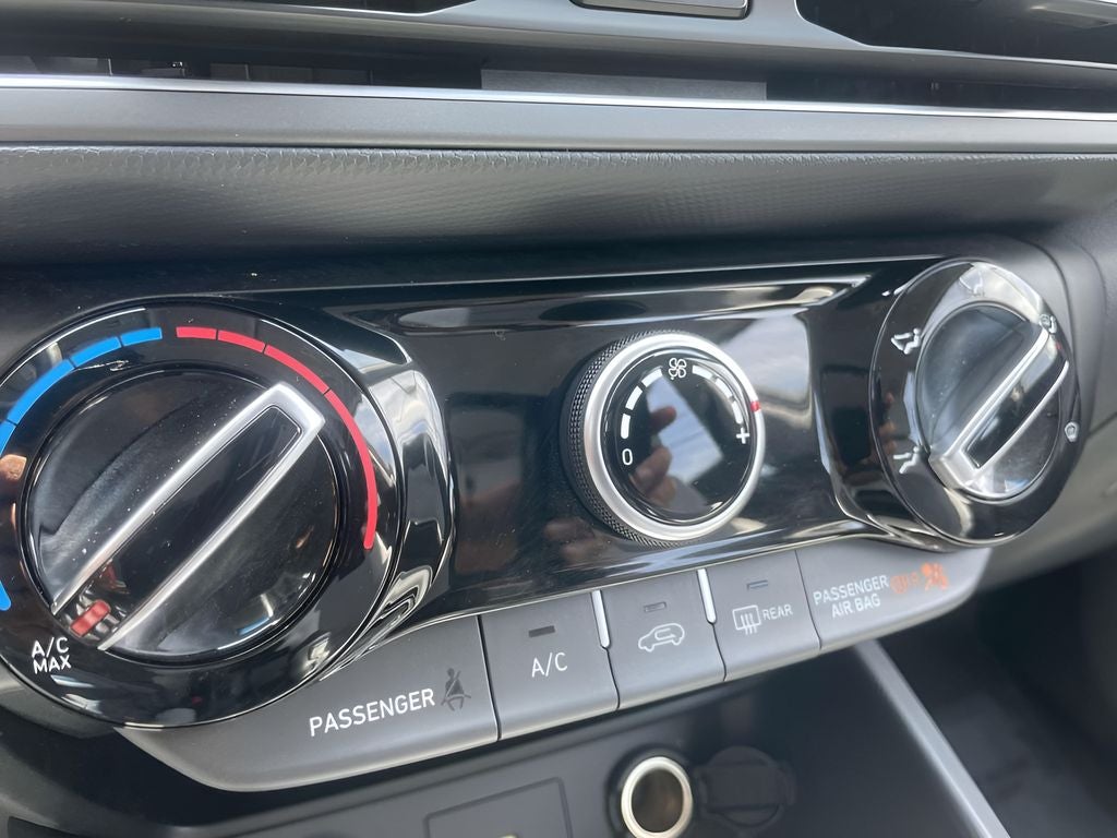 2022 Hyundai Kona SE