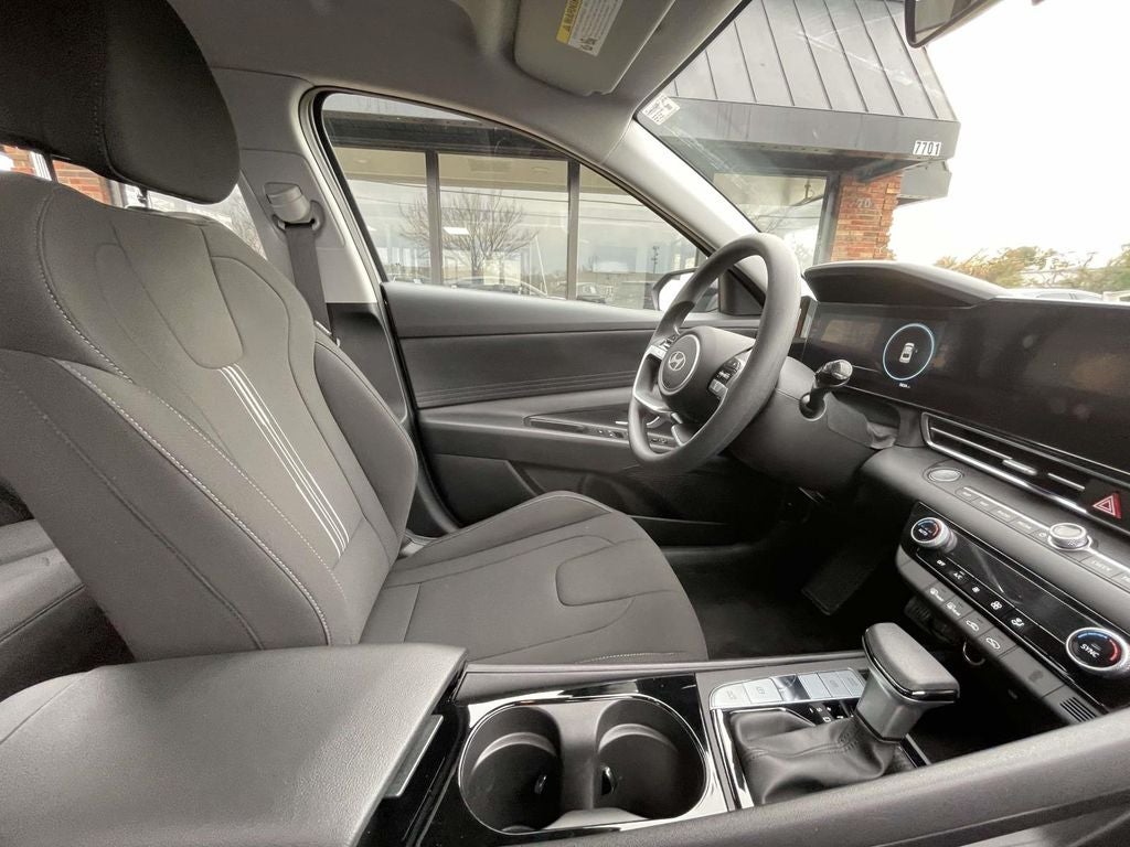 2024 Hyundai Elantra HEV Blue