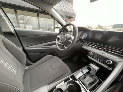 2024 Hyundai Elantra HEV Blue