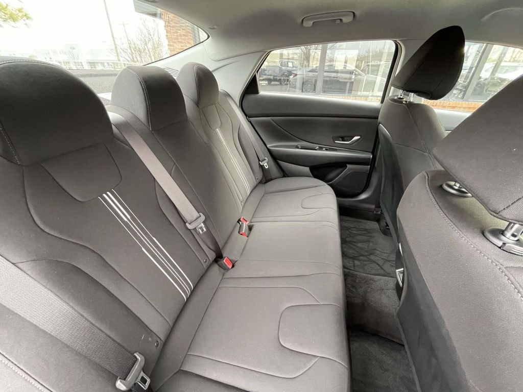 2024 Hyundai Elantra HEV Blue