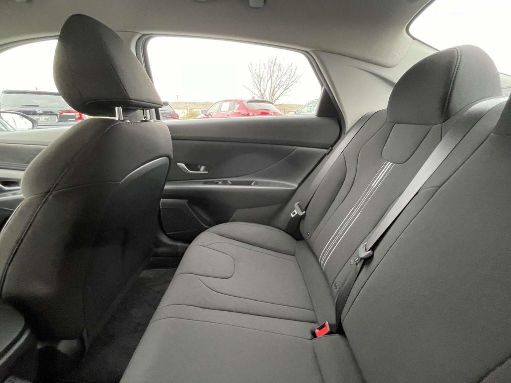 2024 Hyundai Elantra HEV Blue