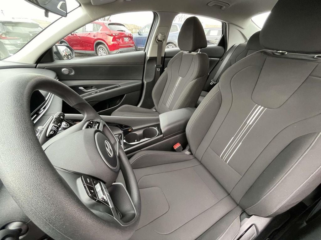 2024 Hyundai Elantra HEV Blue