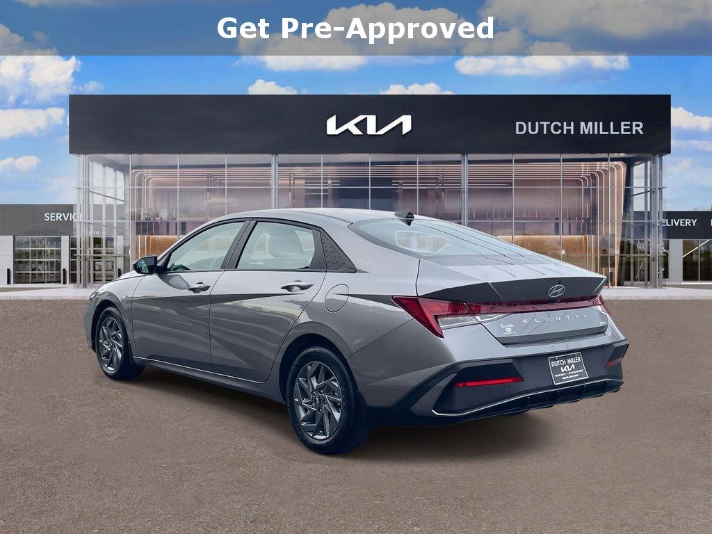 2024 Hyundai Elantra HEV Blue