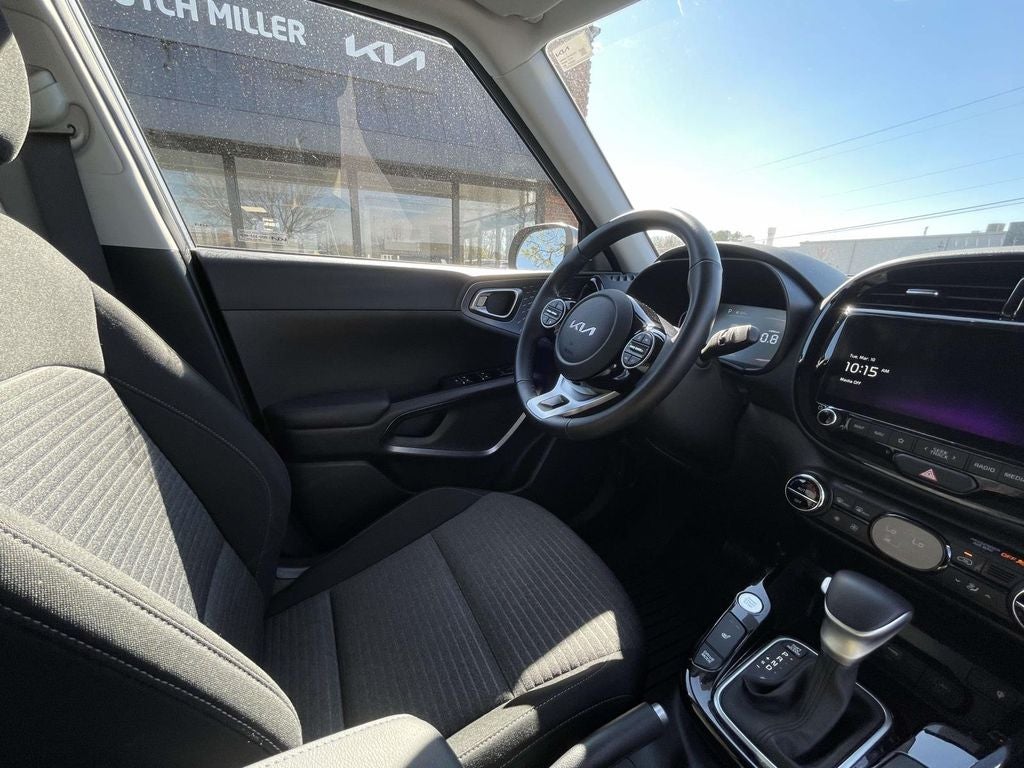 2023 Kia Soul EX