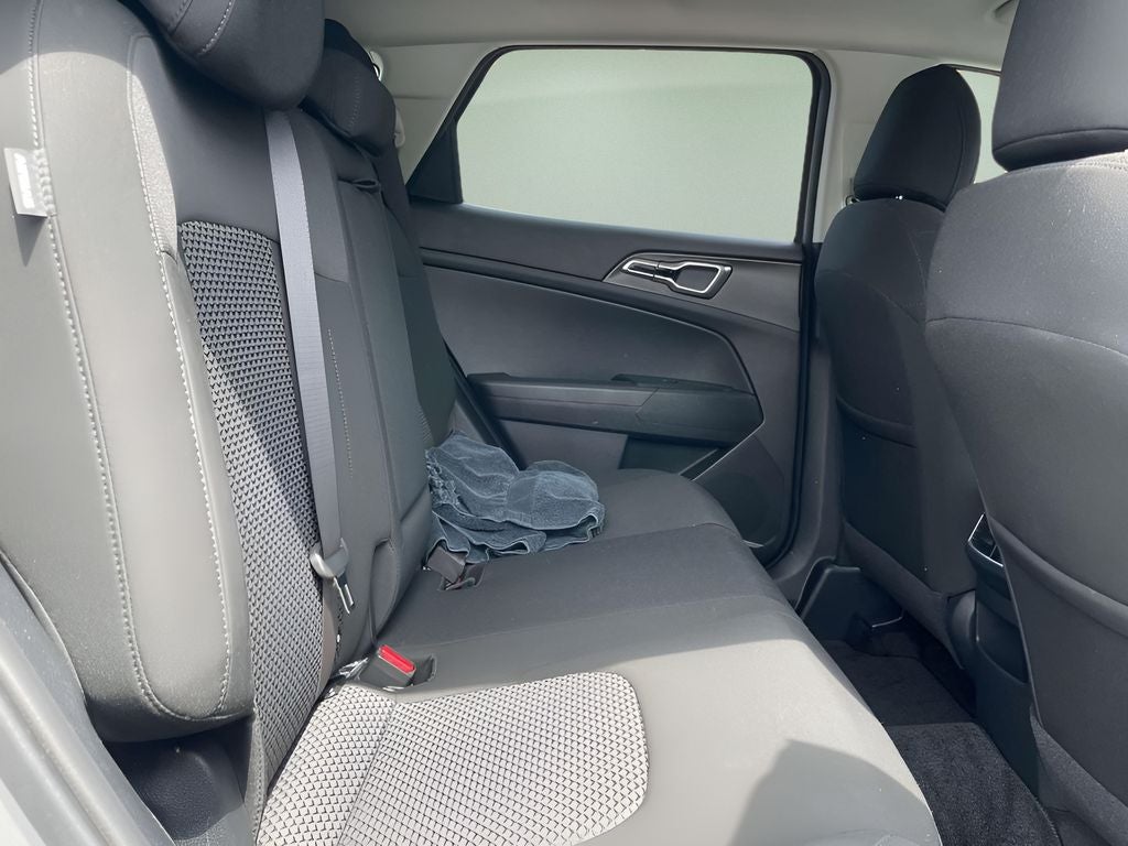 2025 Kia Sportage Hybrid LX