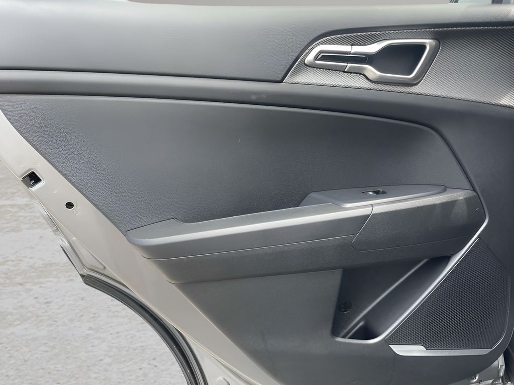 2025 Kia Sportage Hybrid LX