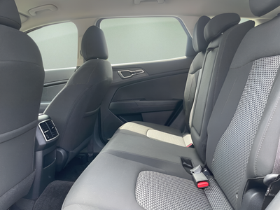 2025 Kia Sportage Hybrid LX