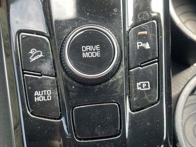 2025 Kia Sportage Hybrid LX