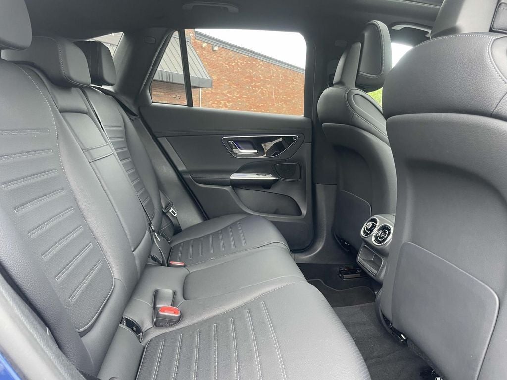 2024 Mercedes-Benz GLC 300