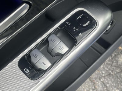 2024 Mercedes-Benz GLC 300