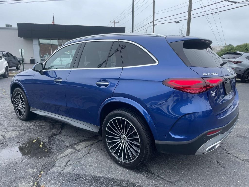 2024 Mercedes-Benz GLC 300