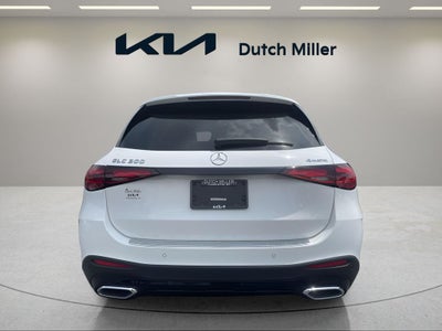 2025 Mercedes-Benz GLC 300