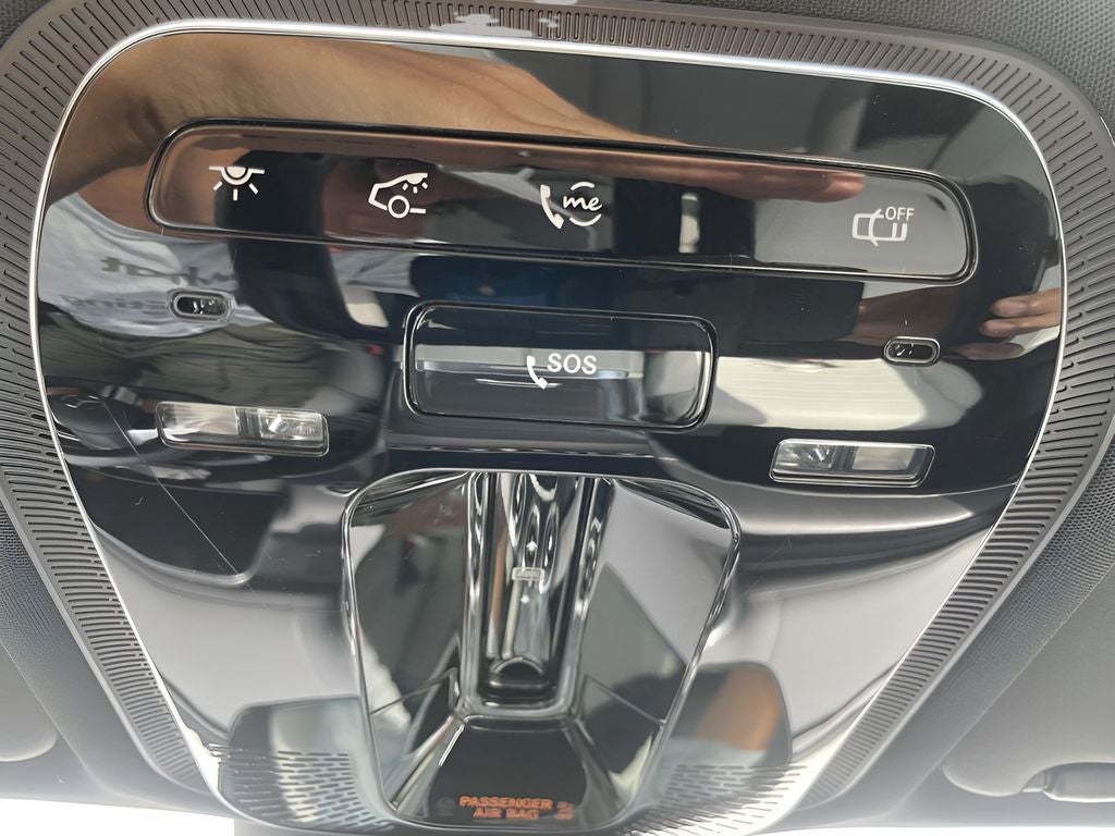 2025 Mercedes-Benz GLC 300