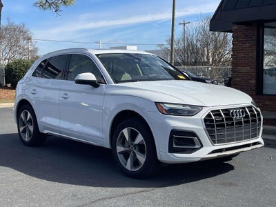 2022 Audi Q5 Premium Plus