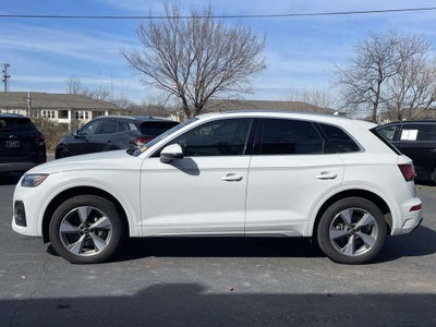 2022 Audi Q5 Premium Plus