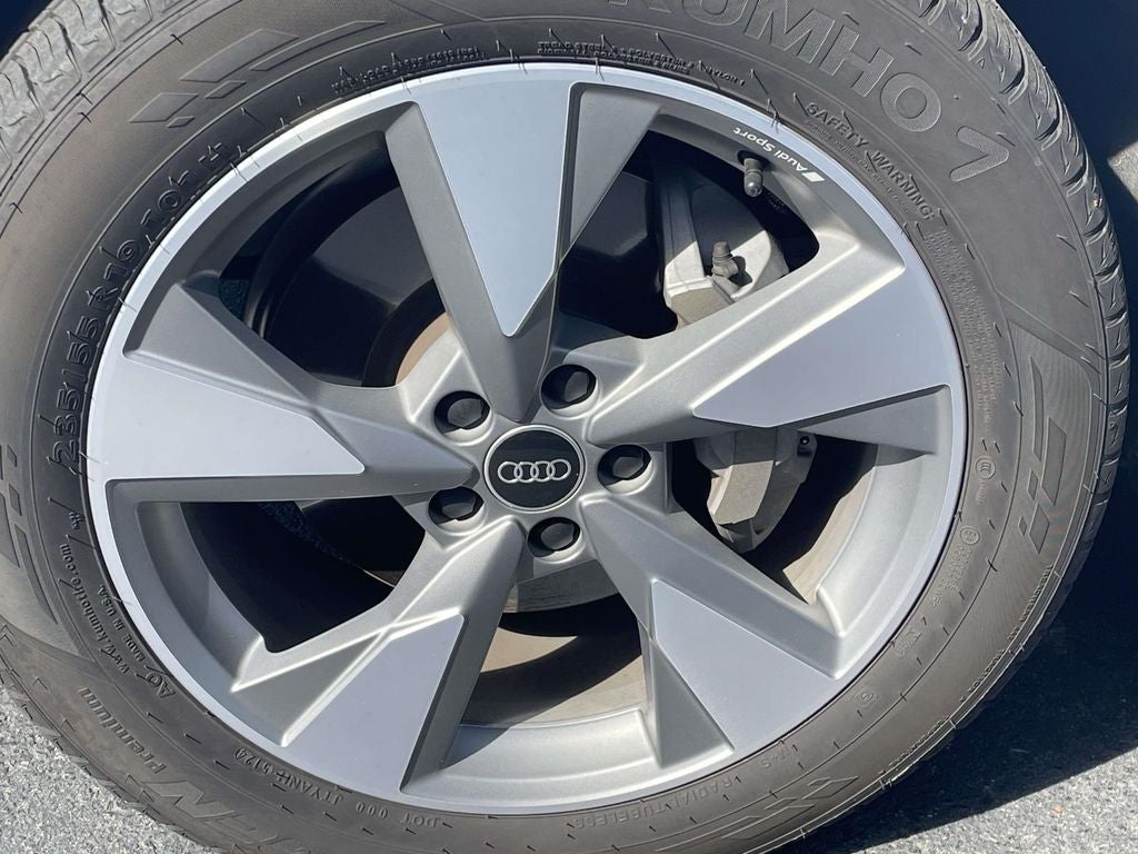 2022 Audi Q5 Premium Plus