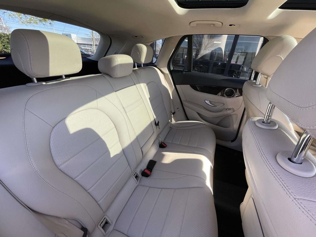 2017 Mercedes-Benz GLC 300