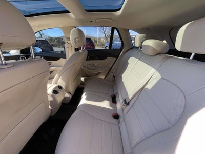 2017 Mercedes-Benz GLC 300