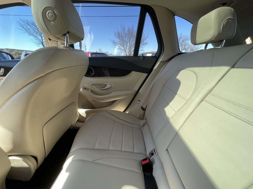 2017 Mercedes-Benz GLC 300