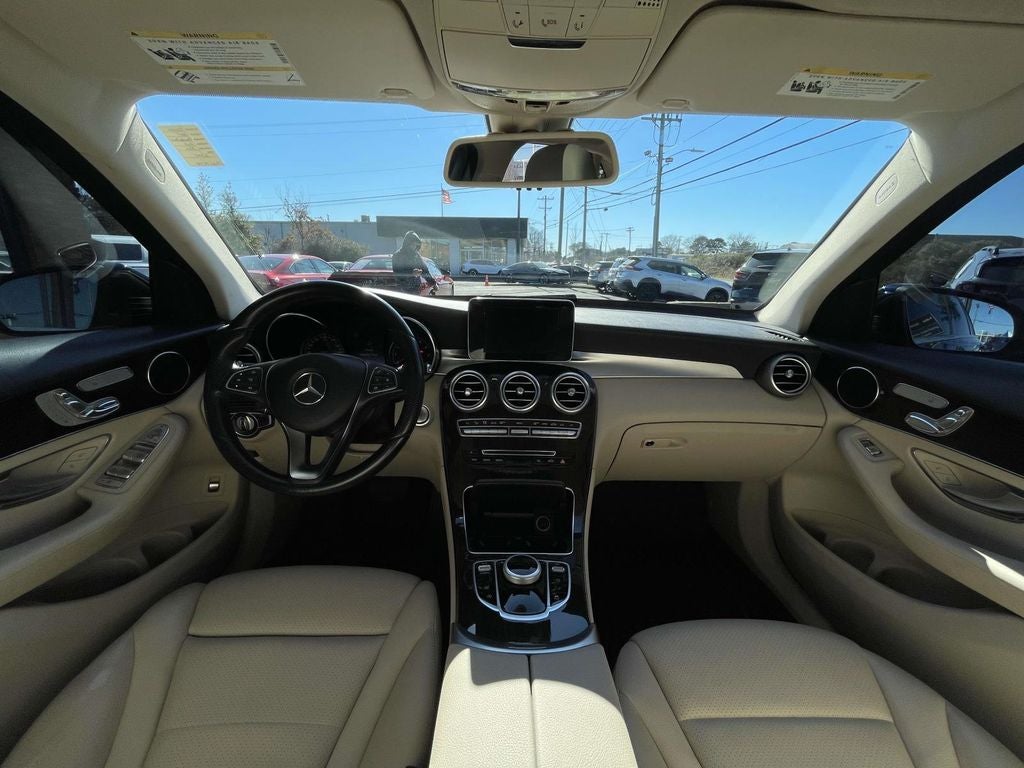 2017 Mercedes-Benz GLC 300